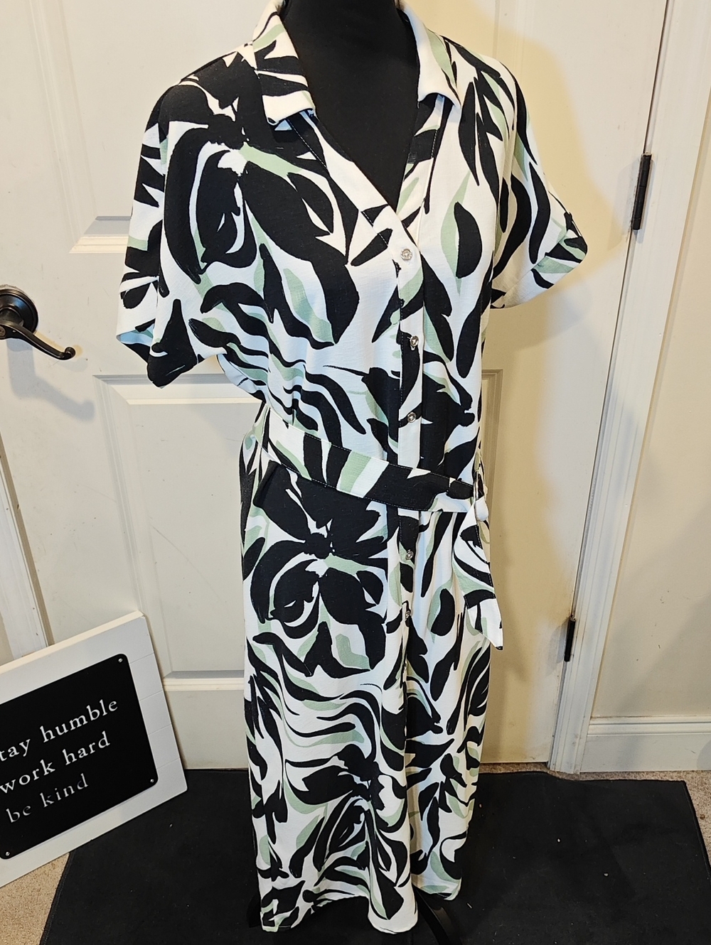 Fred David Black and White Maxi Dress with Mint Accents Button Down
